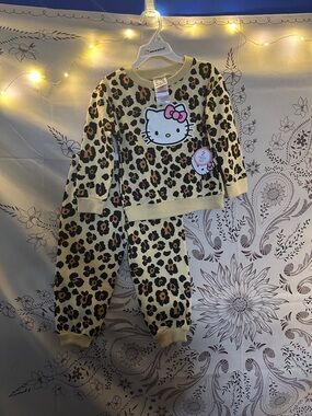 Hello Kitty Leopard Print Pajama Set - Cream, Black & Brown